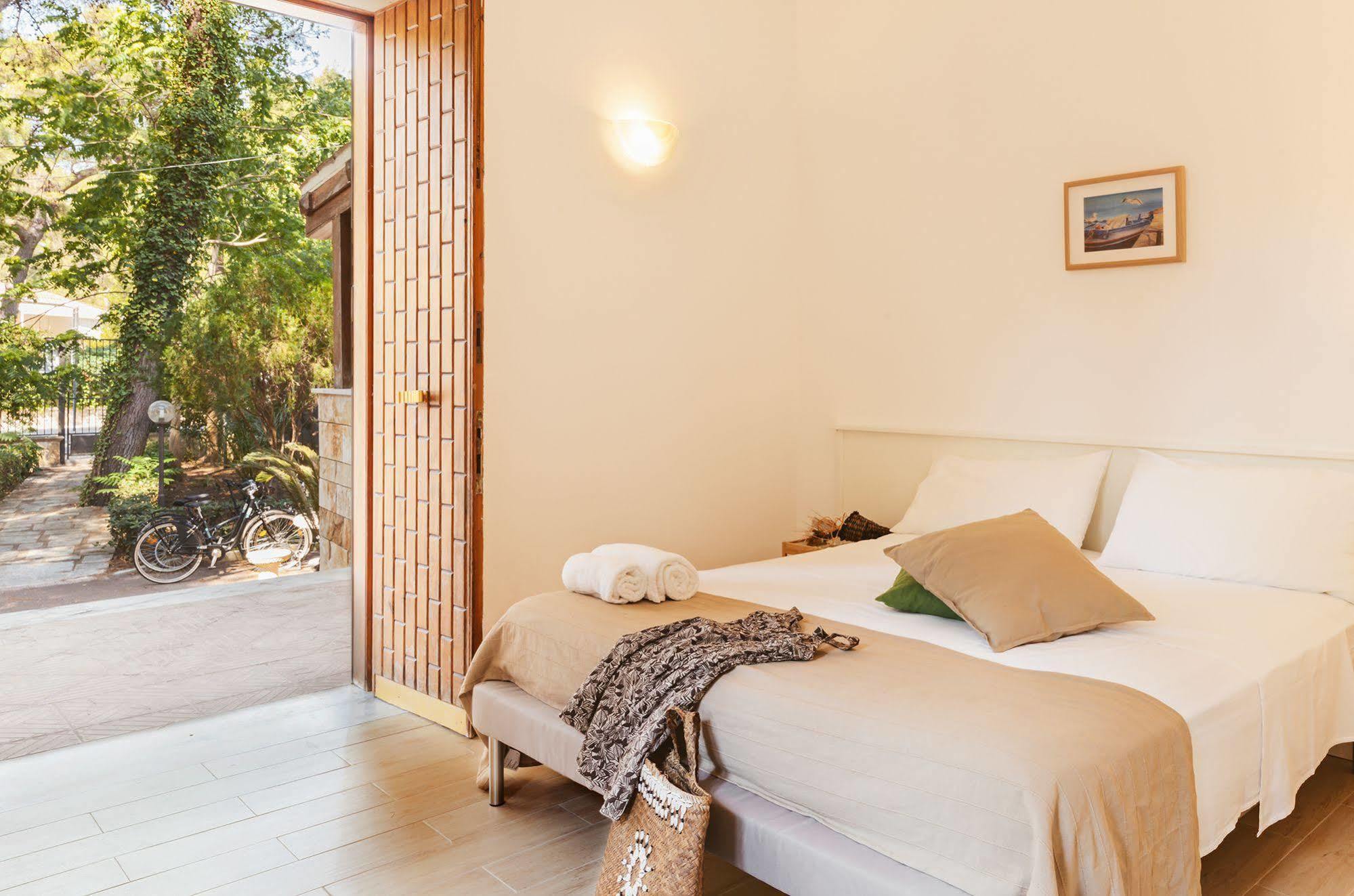 B&B Viale Dei Pini Castellaneta Marina Kültér fotó
